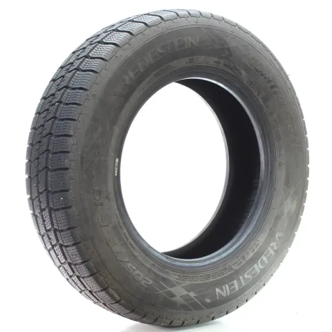 Background image for Winterreifen Vredestein COMTRAC 2+ Winter XL 205/75R16 113/111R DOT24 1Stk
