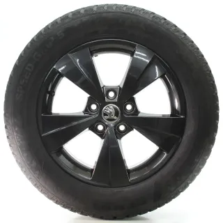 Skoda Octavia IV NX Winterräder 5-Speichen Semperit 205/60R16 DOT25 5E0601025B - Bild 2