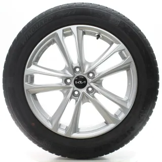 KIA Sorento II XM III UM IV MQ4 Winterräder Nexen 235/55R19 DOT25 KBA54133 - Bild 2