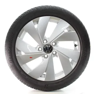 VW Golf 8 VIII CD1 Winterräder Belmont Bridgestone 205/50R17 93H 5H0601025B - Bild 2