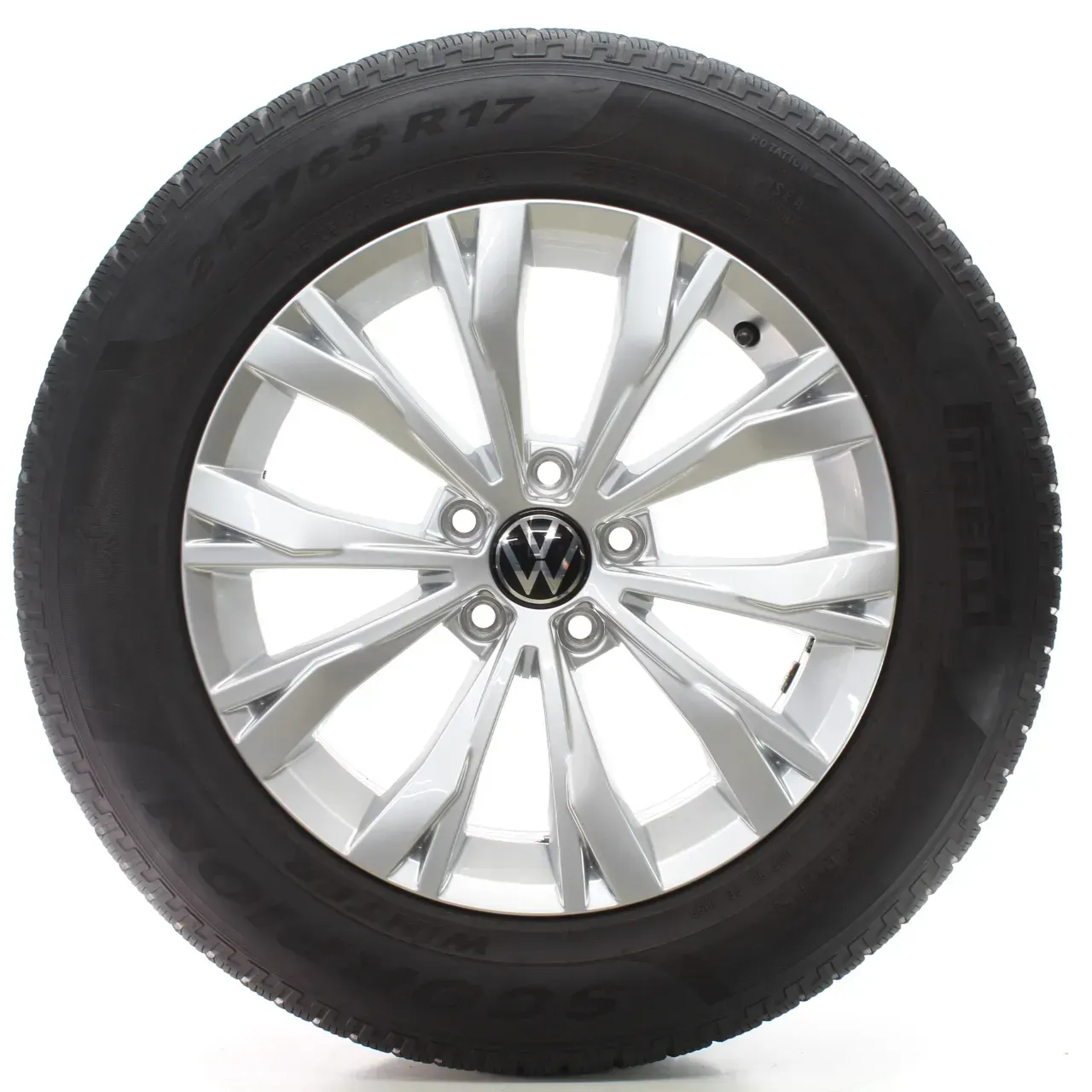 VW Tiguan AD1 BW2 Winterräder Montana Pirelli 215/65R17 99H DOT23 5NA601025 - Bild 1