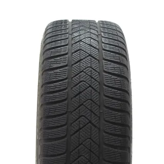 VW Golf 8 VIII CD1 Winterräder Bergamo Pirelli 225/40R18 92V DOT24 5H0601025AB - Bild 8