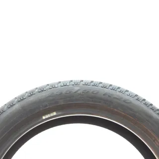 Winterreifen Pirelli Scorpion Winter 2 XL 235/50R20 104V DEMO - Bild 4