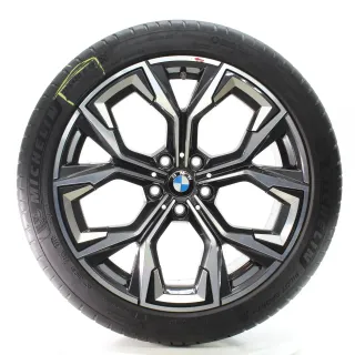 BMW 4er GC i4 G26 Sommerräder M Aerodynamik 860 245/40-255/40R19 DOT24 8747306 - Bild 3