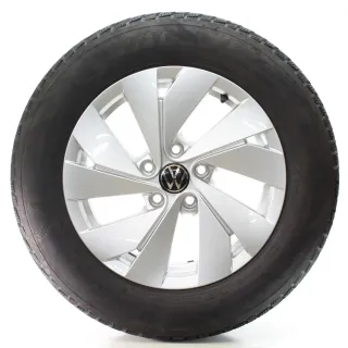 VW Passat B9 Variant CJ5 Winterräder Belmont Goodyear 215/60R16 DOT25 3J0601025 - Bild 1