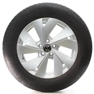 VW Tiguan CT1 Winterräder Belmont Vredestein 215/65R17 99H DOT25 571601025 - Bild 1