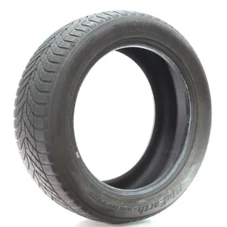 Winterreifen Yokohama BluEarth Winter V905 XL 235/50R18 101V DOT23 1Stk - Bild 1
