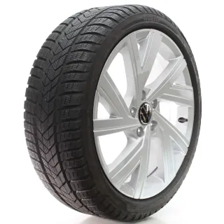 VW Golf 8 VIII CD1 Winterräder Bergamo Pirelli 225/40R18 DOT24 5H0601025AB - Bild 6