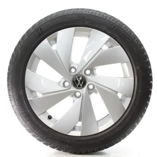 VW Golf VIII CD1 CG5 Winterräder Belmont Bridgestone 205/50R17 DOT25 5H0601025B - Bild 3
