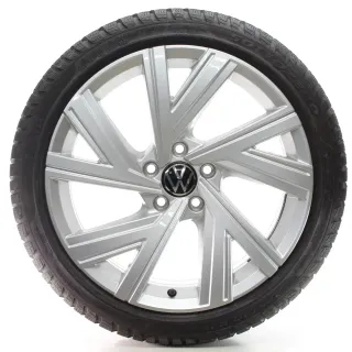 VW Golf 8 VIII CD1 Winterräder Bergamo Pirelli 225/40R18 92V 5H0601025AB - Bild 3