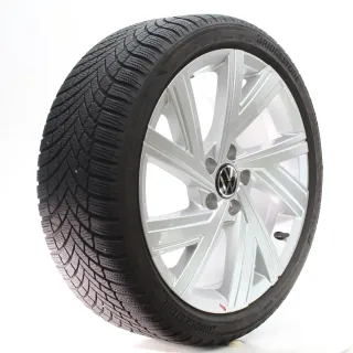 VW Golf 8 VIII CD1 Winterräder Bergamo Bridgestone 225/40R18 DOT23 5H0601025AB - Bild 6