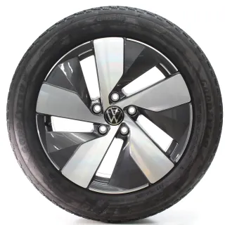 VW Passat B9 Variant CJ5 Winterräder Bologna Goodyear 215/55R17 DOT24 3J0601025B - Bild 3