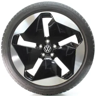 VW ID.3 E11 Winterräder Sanya Bridgestone 215/45R20 95T DOT25 10A601025T - Bild 1