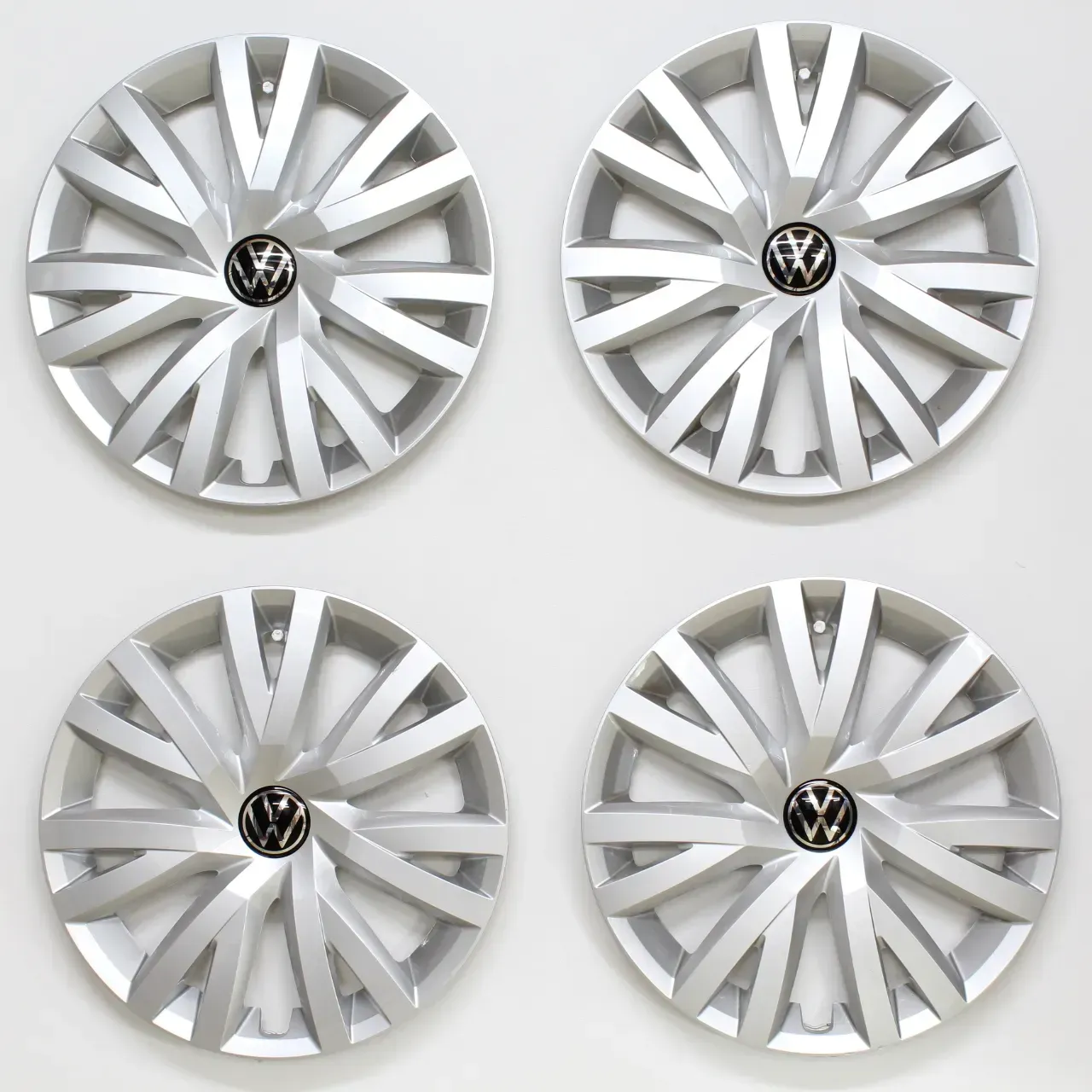 VW Golf 7 8 Radkappen 16 Zoll Radblenden Radzierblenden Original 5H0601147C 4Stk - Bild 1