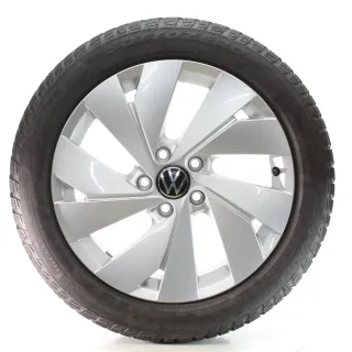 VW Golf 8 VIII CD1 CG5 Winterräder Belmont Pirelli 205/50R17 DOT25 5H0601025B - Bild 2